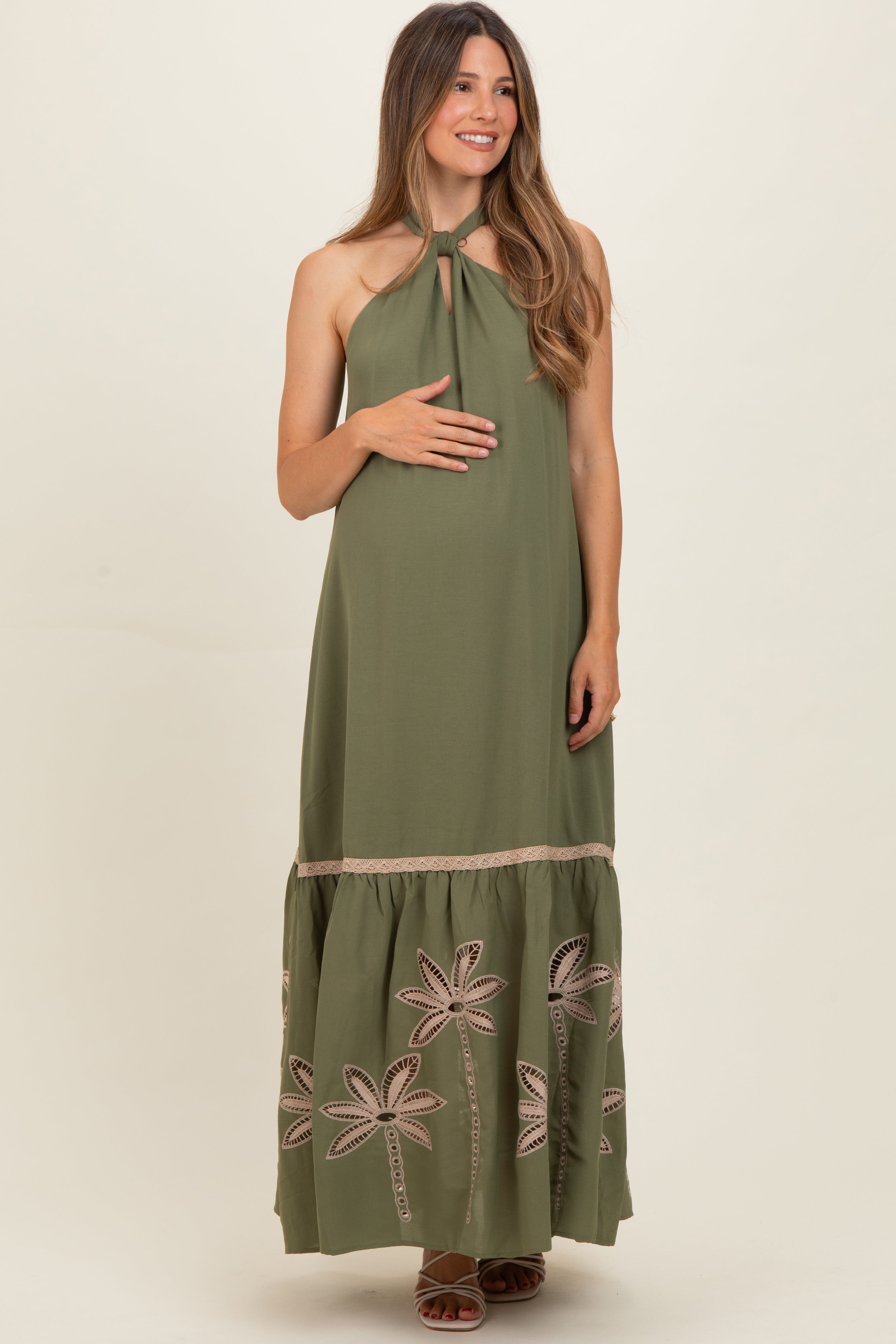 Besticktes Umstands-Maxikleid mit Neckholder