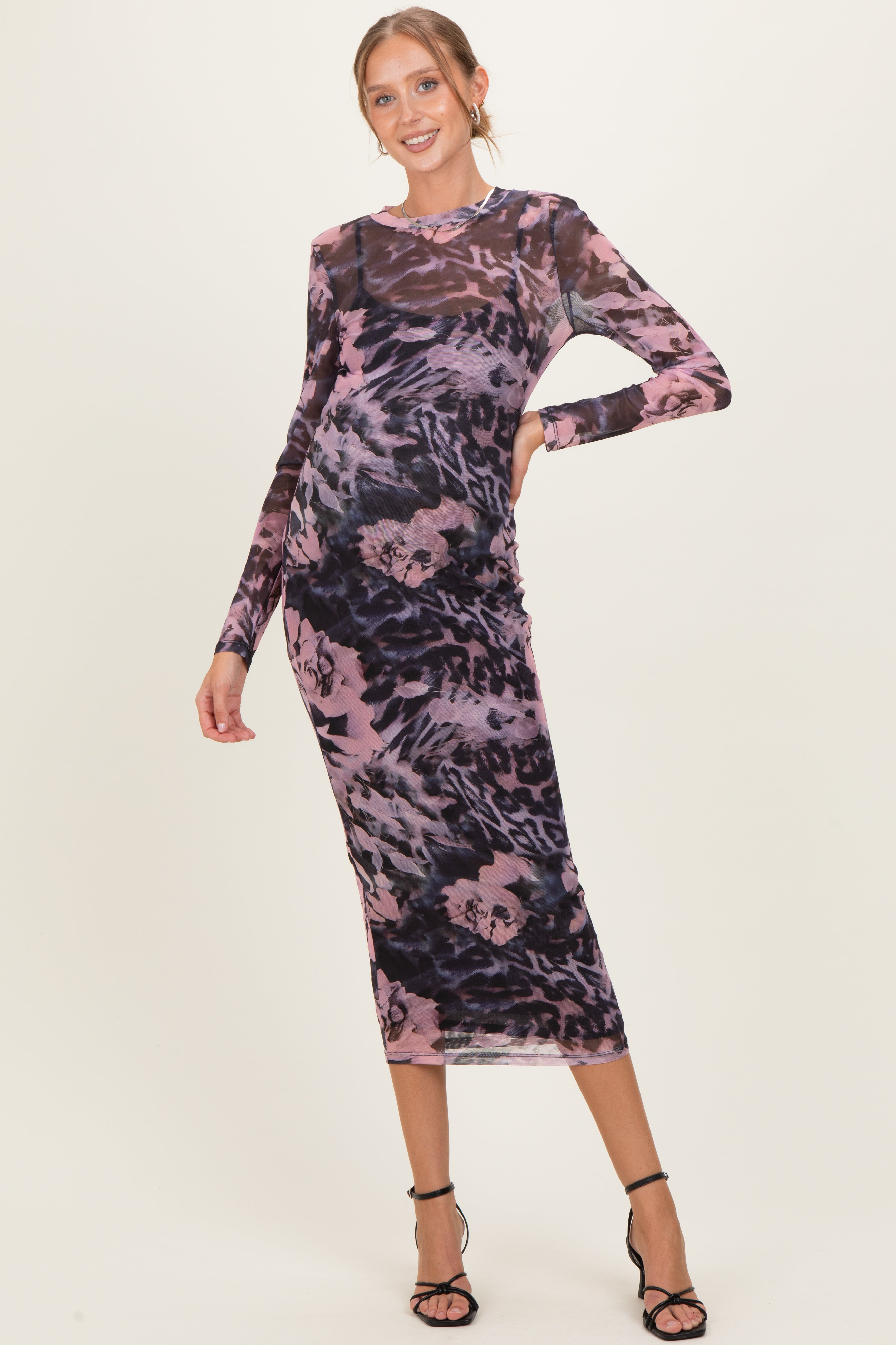 Umstandsmaxikleid mit Animal-Print und Mesh-Overlay in Rosa