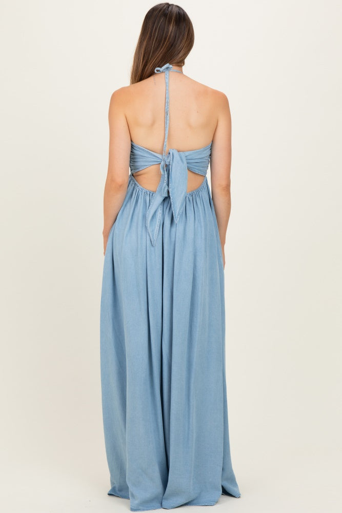 Plissiertes Umstands-Maxikleid mit V-Ausschnitt in Hellblau
