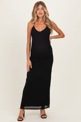 Umstands-Maxikleid mit Neckholder aus strukturiertem Strick