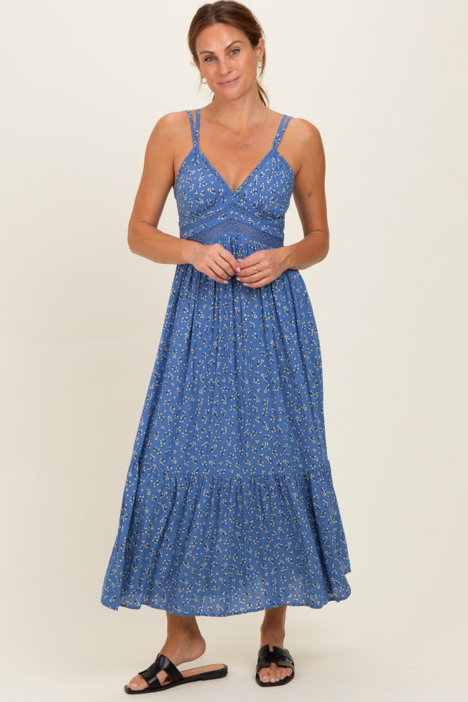 Blaues geblümtes Umstands-Maxikleid mit Spitzendetail und Trägern