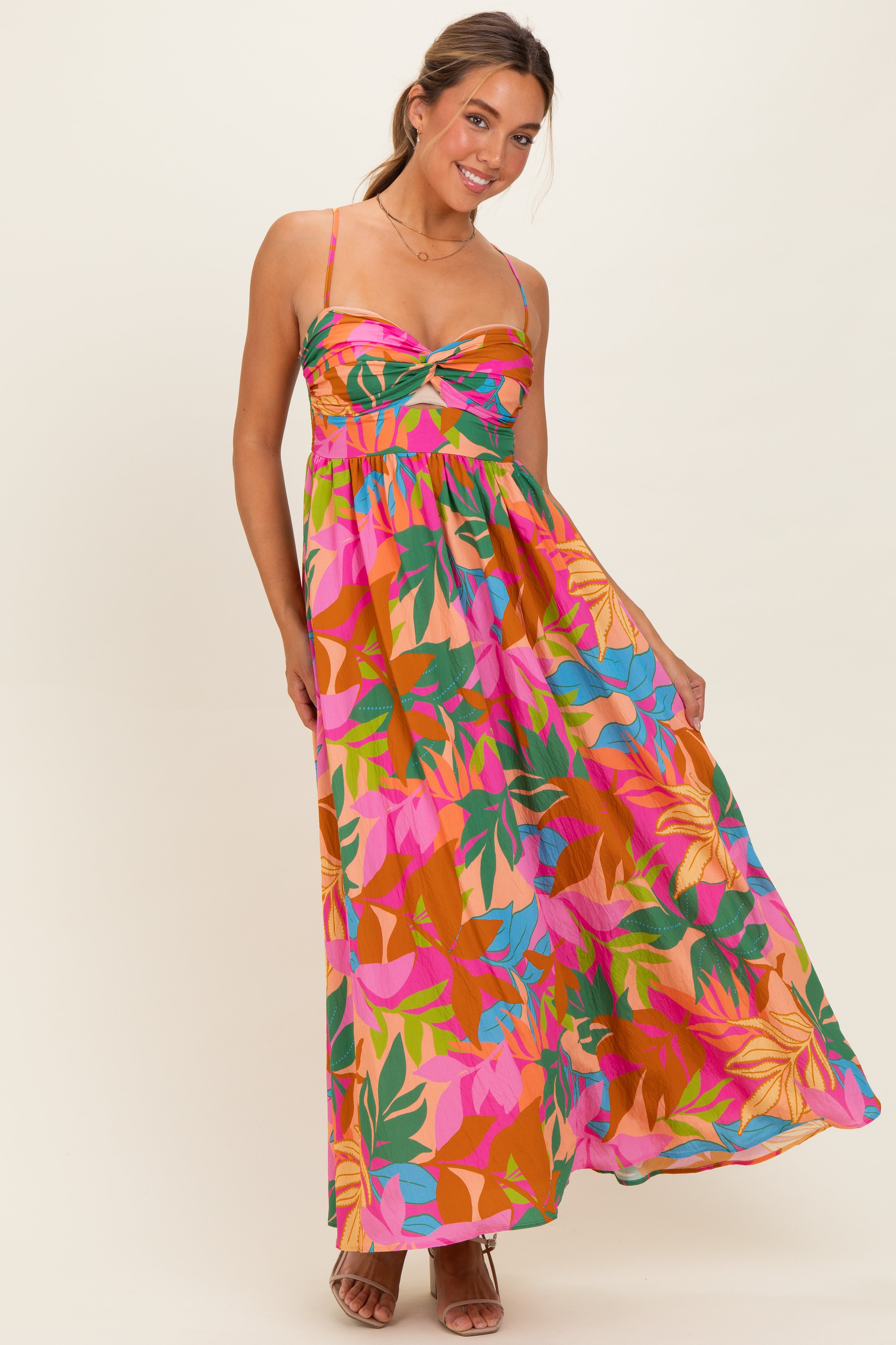 Bedrucktes Umstands-Maxikleid in Braun und Rosa