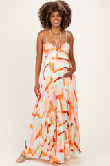 Plissiertes Umstands-Maxikleid mit Neckholder und Cut-out in Multicolor