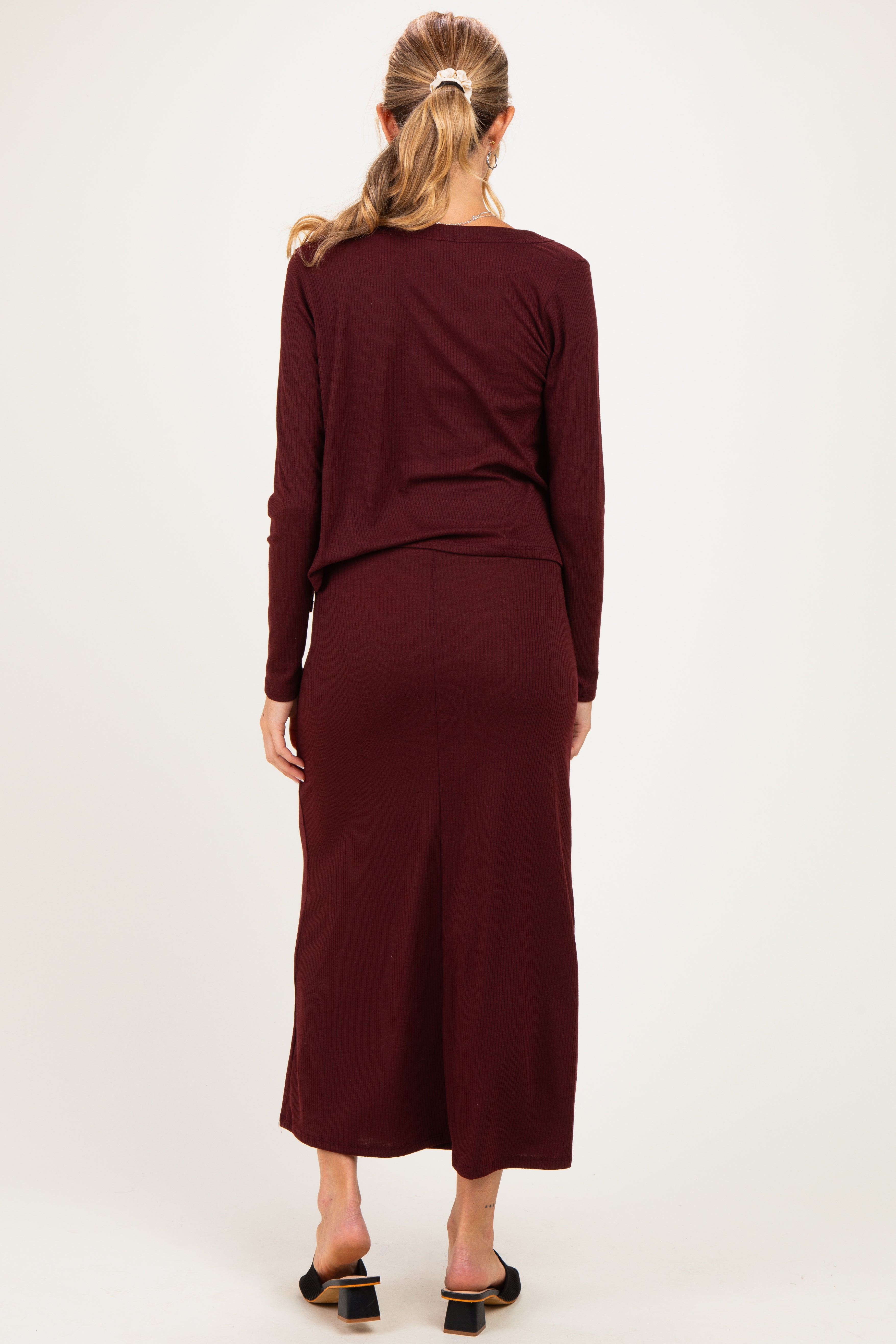 Umstands-Set aus Strickkleid und Cardigan