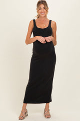 Tailliertes Umstands-Maxikleid im Tank-Stil mit Cut-out