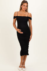 Gerafftes Umstands-Midikleid aus Mesh mit Off-Shoulder-Ausschnitt