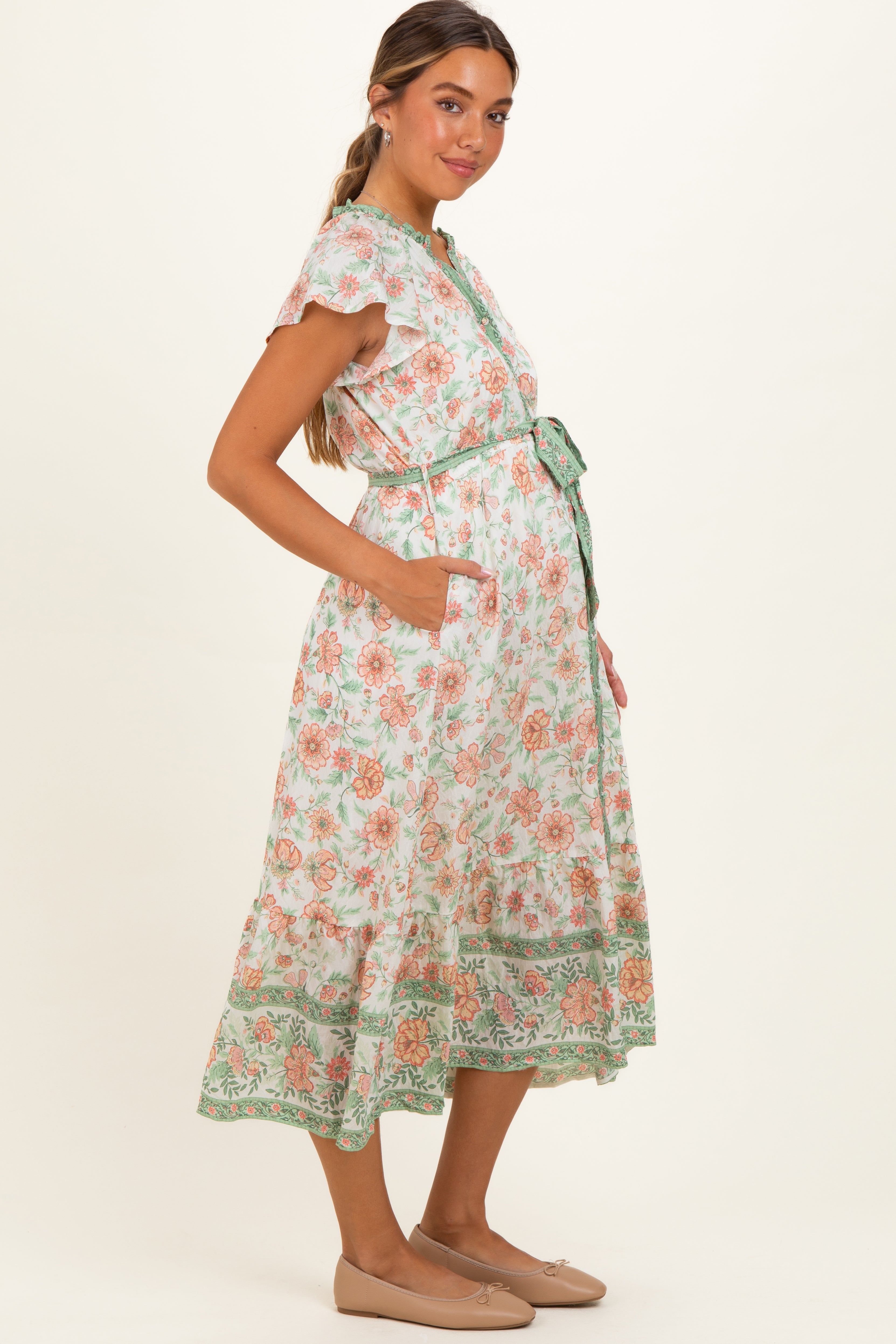Umstands-Hemdblusenkleid in Oliv mit kontrastierendem Blumenmuster