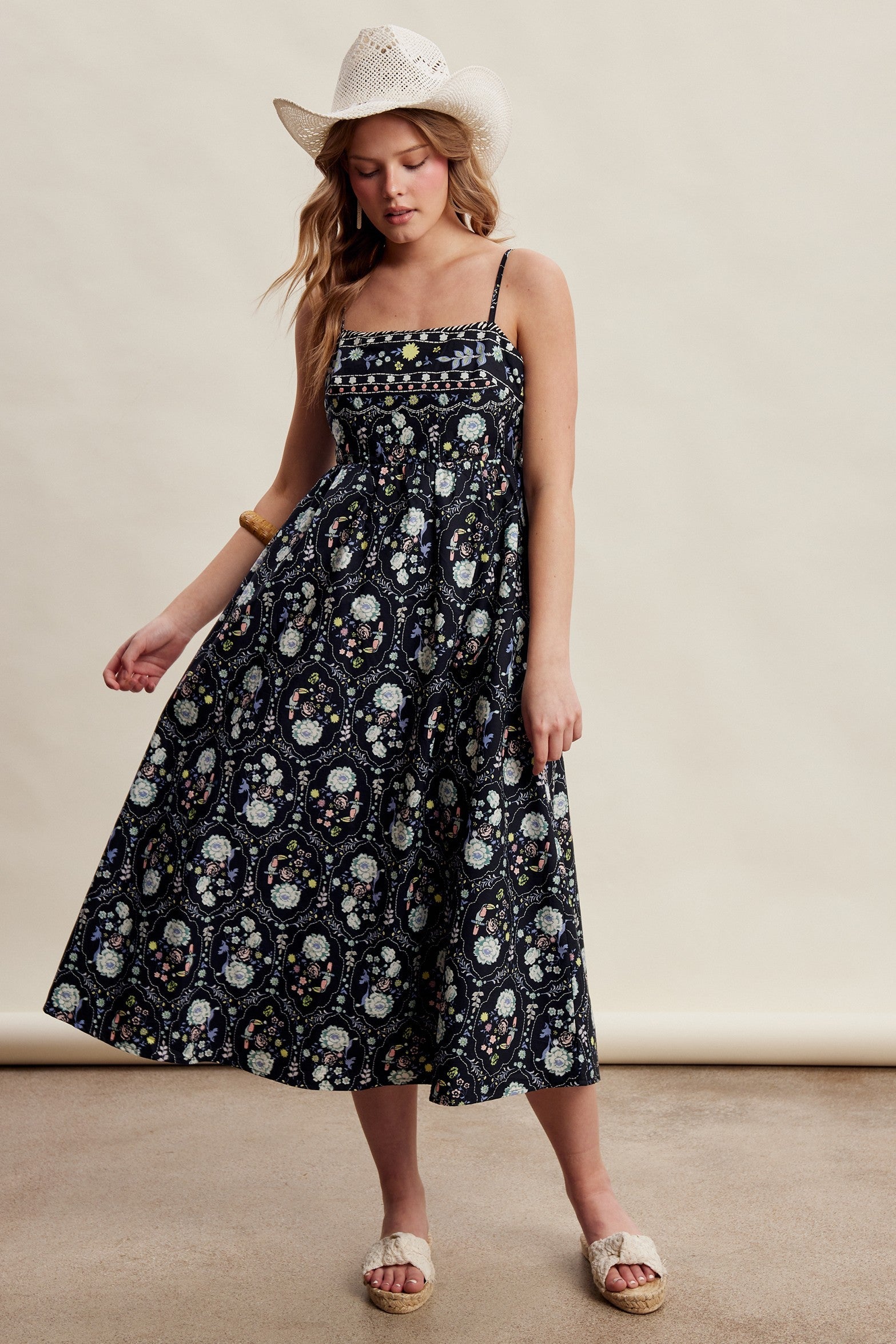 Ärmelloses Umstands-Midikleid mit Blumenmuster
