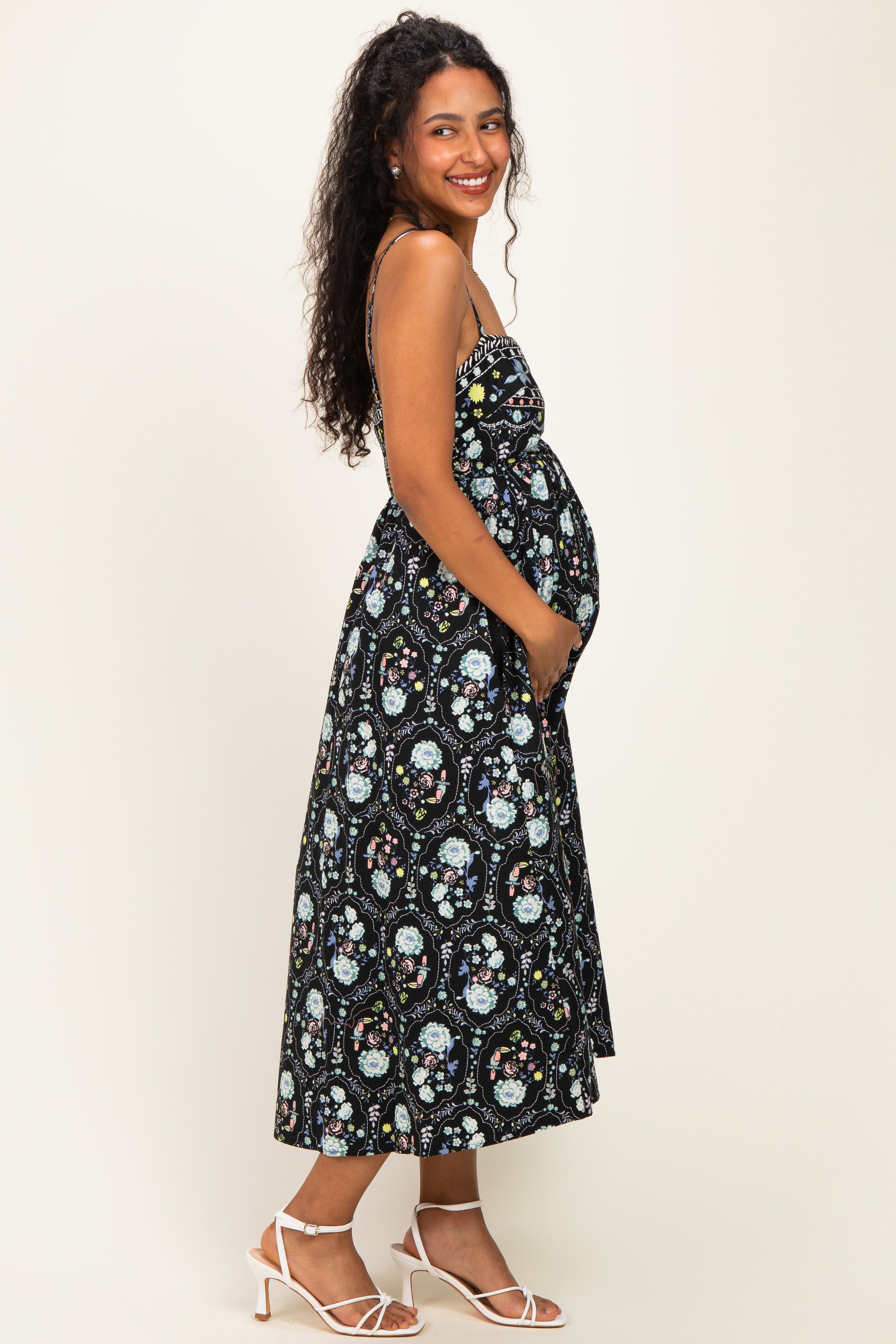 Ärmelloses Umstands-Midikleid mit Blumenmuster