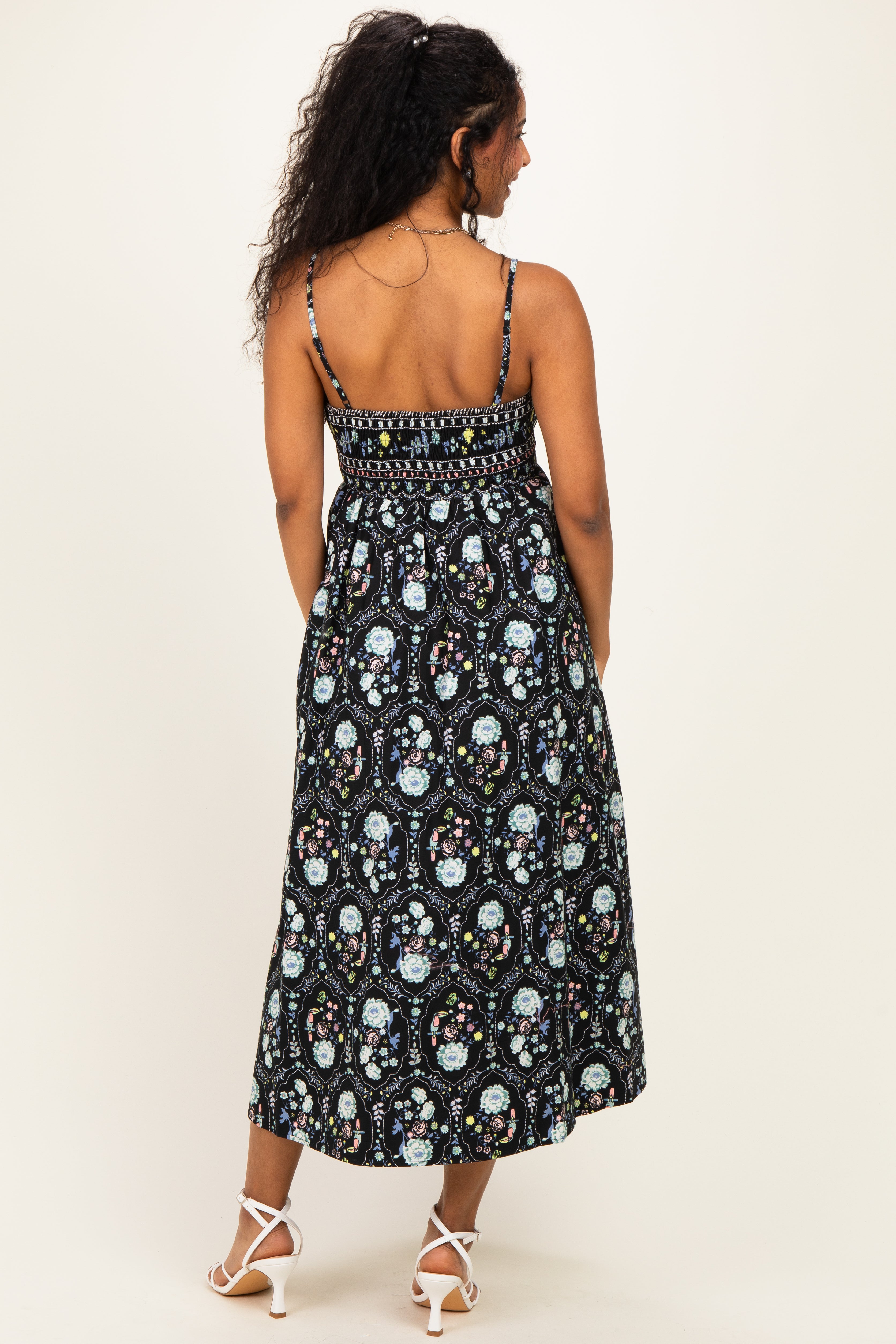 Ärmelloses Umstands-Midikleid mit Blumenmuster