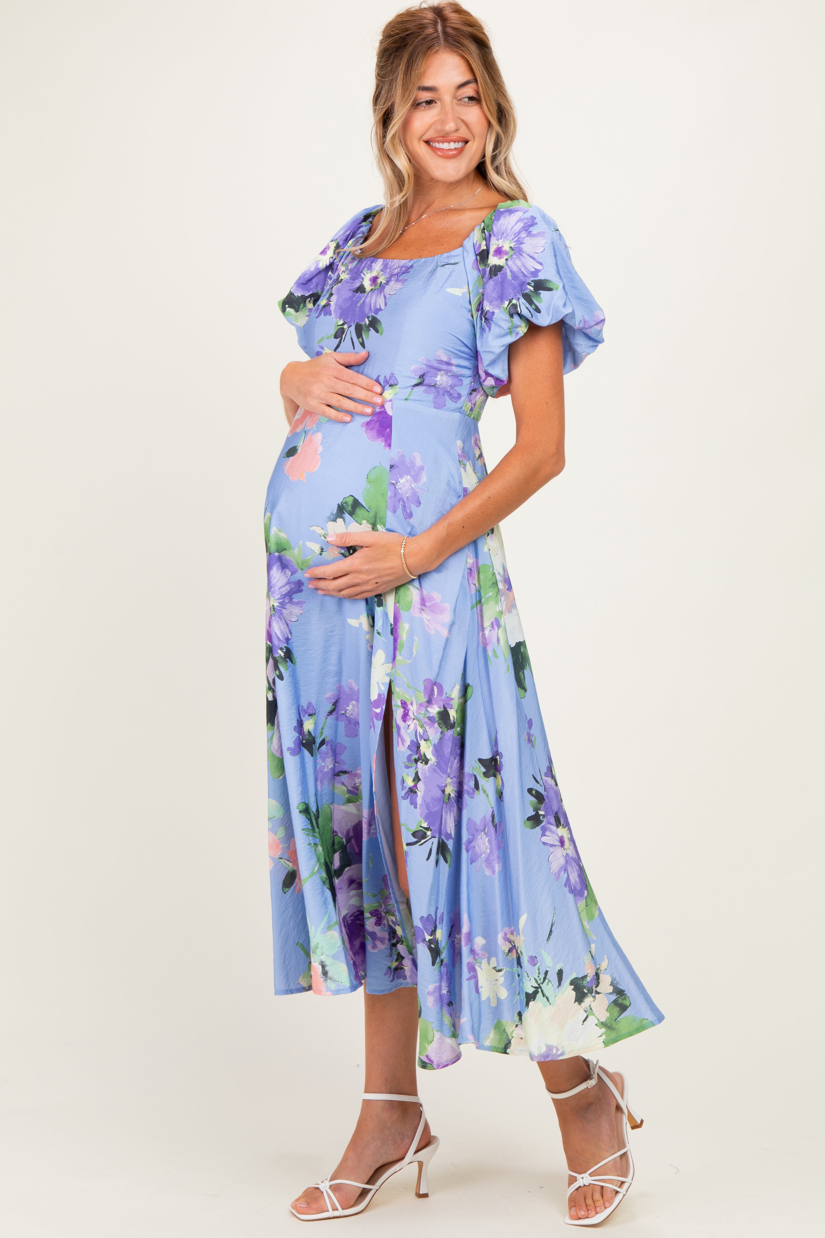 Blumen-Umstandsmidikleid mit Schulterfreiem Ausschnitt und Ballonärmeln