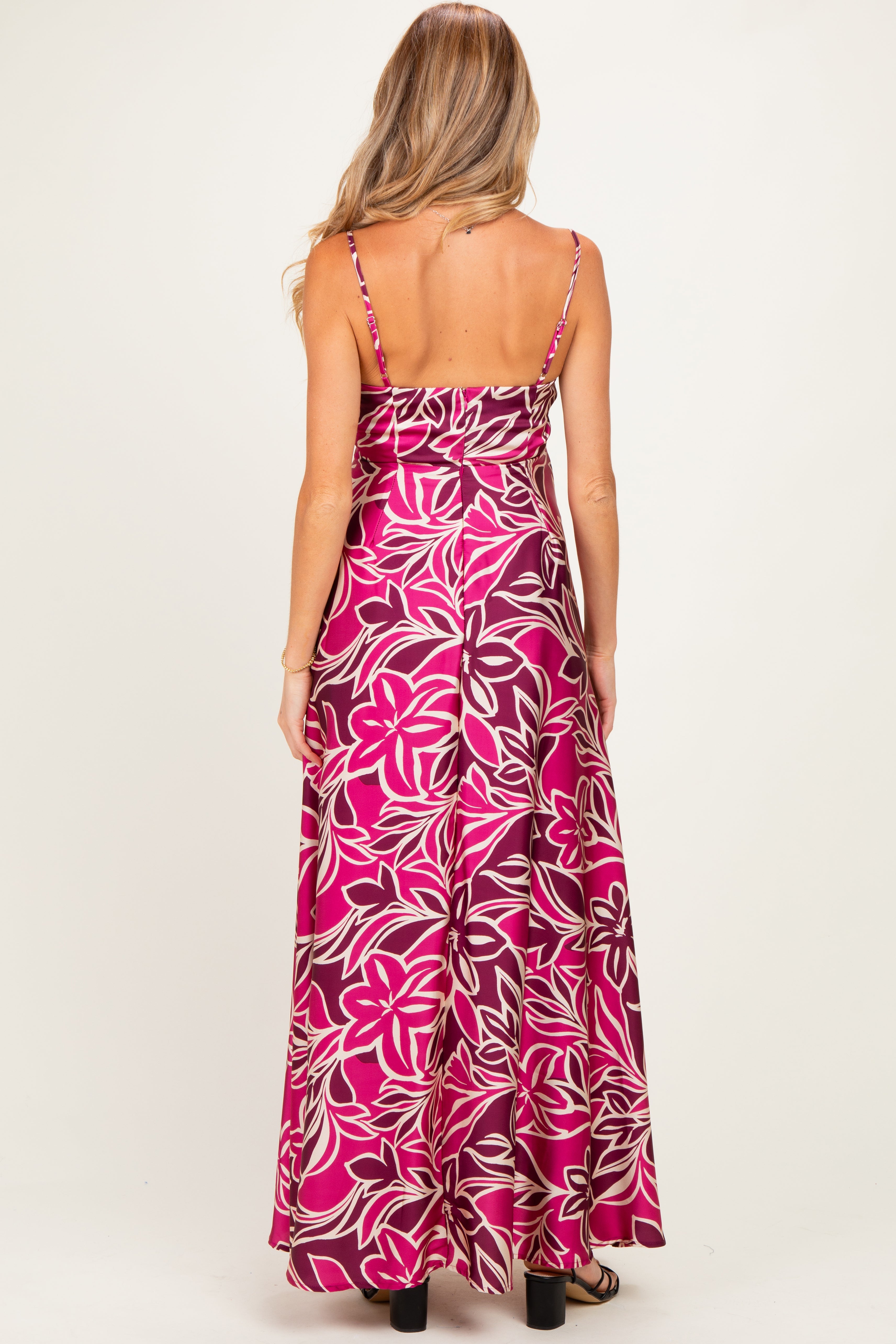 Ärmelloses Umstands-Maxikleid mit Blumenmuster