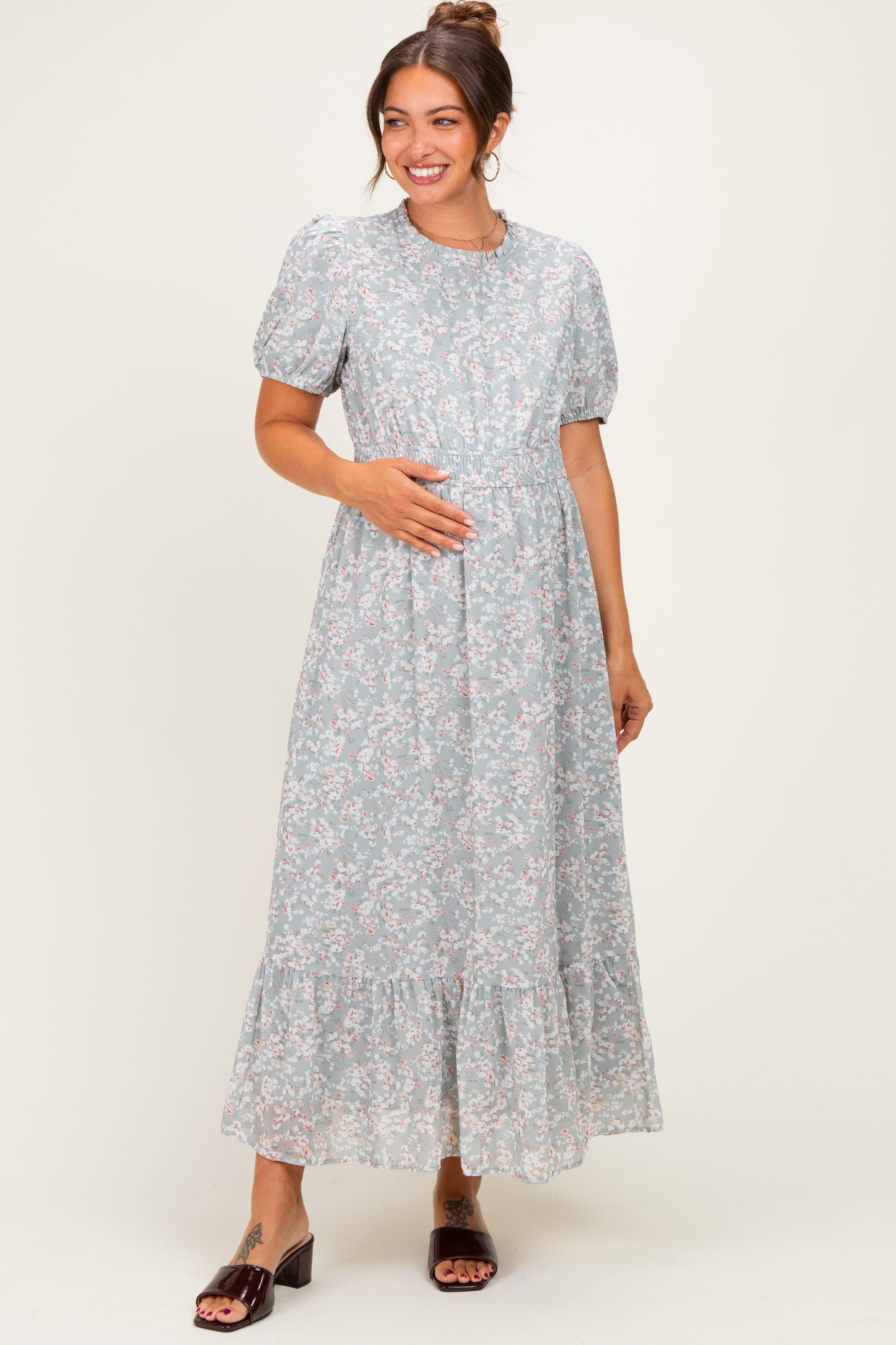 Umstands-Maxikleid aus Blümchen-Chiffon