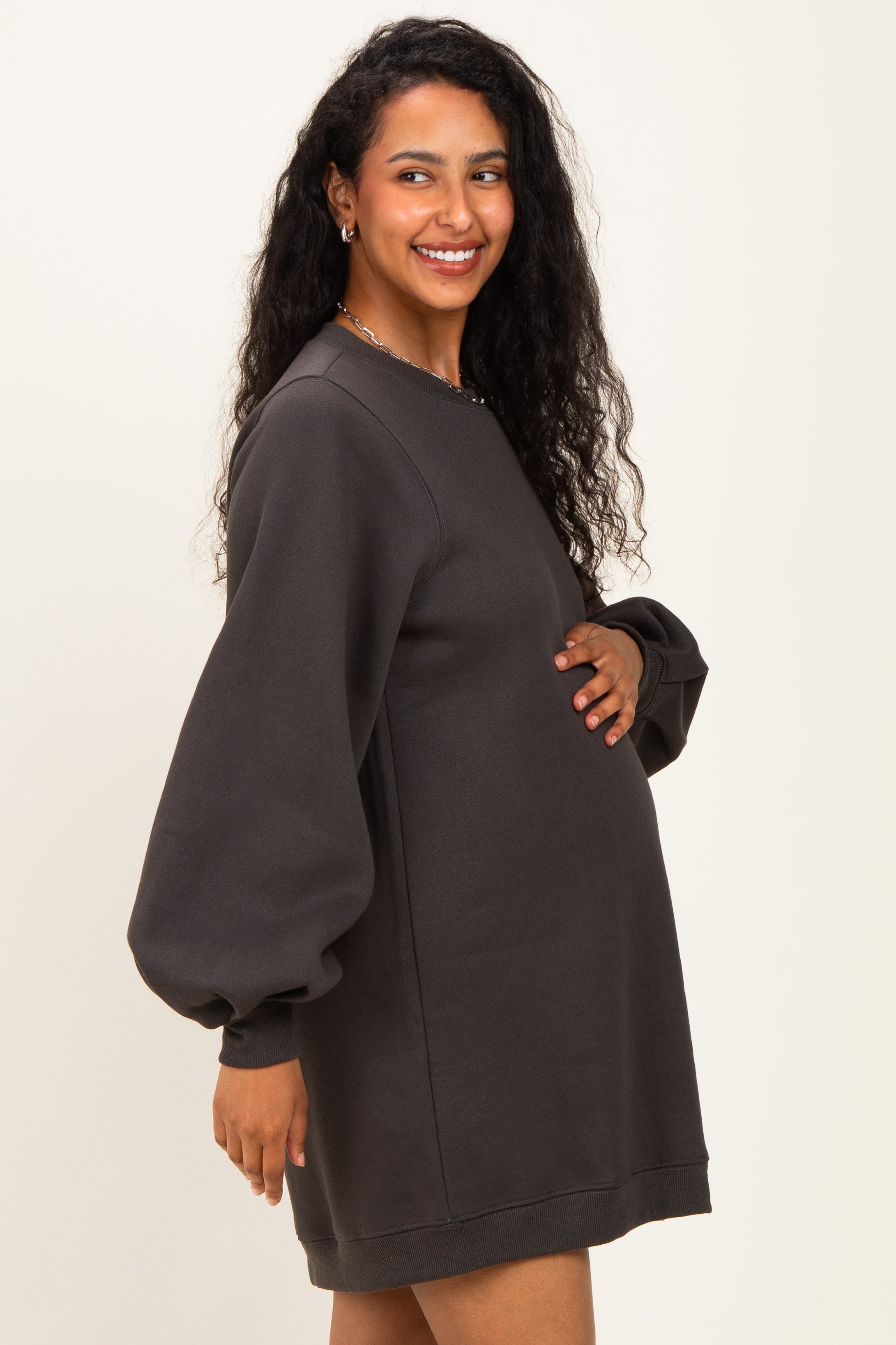 Oversized Umstands-Sweatshirtkleid in Aschgrau mit Ballonärmeln