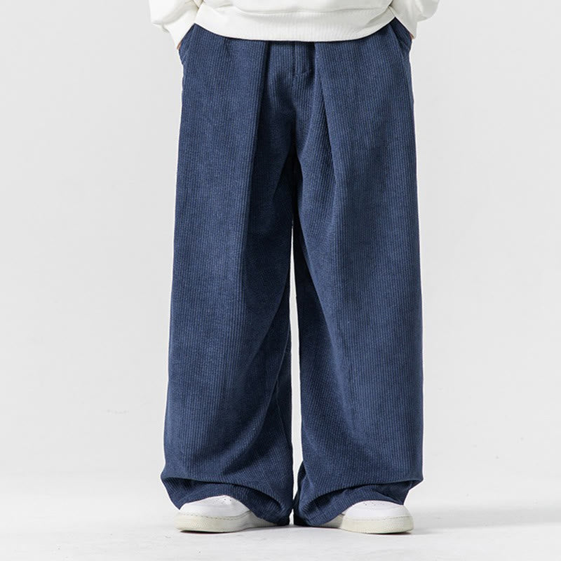 Einfarbige Herrenhose aus Baumwollcord mit weitem Bein und Taschen