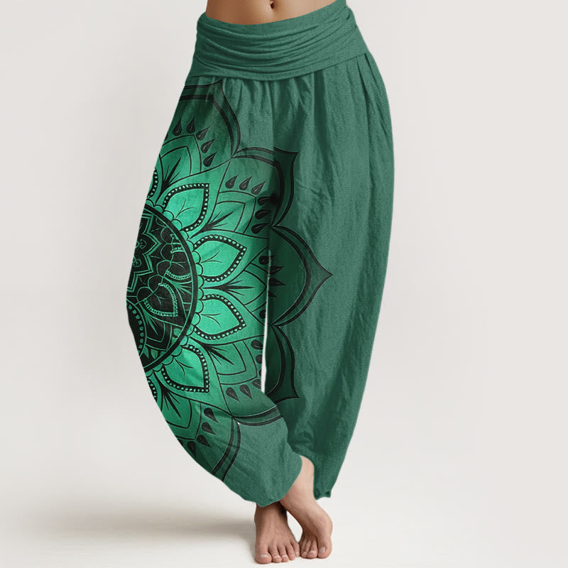 Haremshose aus Baumwolle mit symmetrischem Mandala-Muster und elastischem Bund für Damen