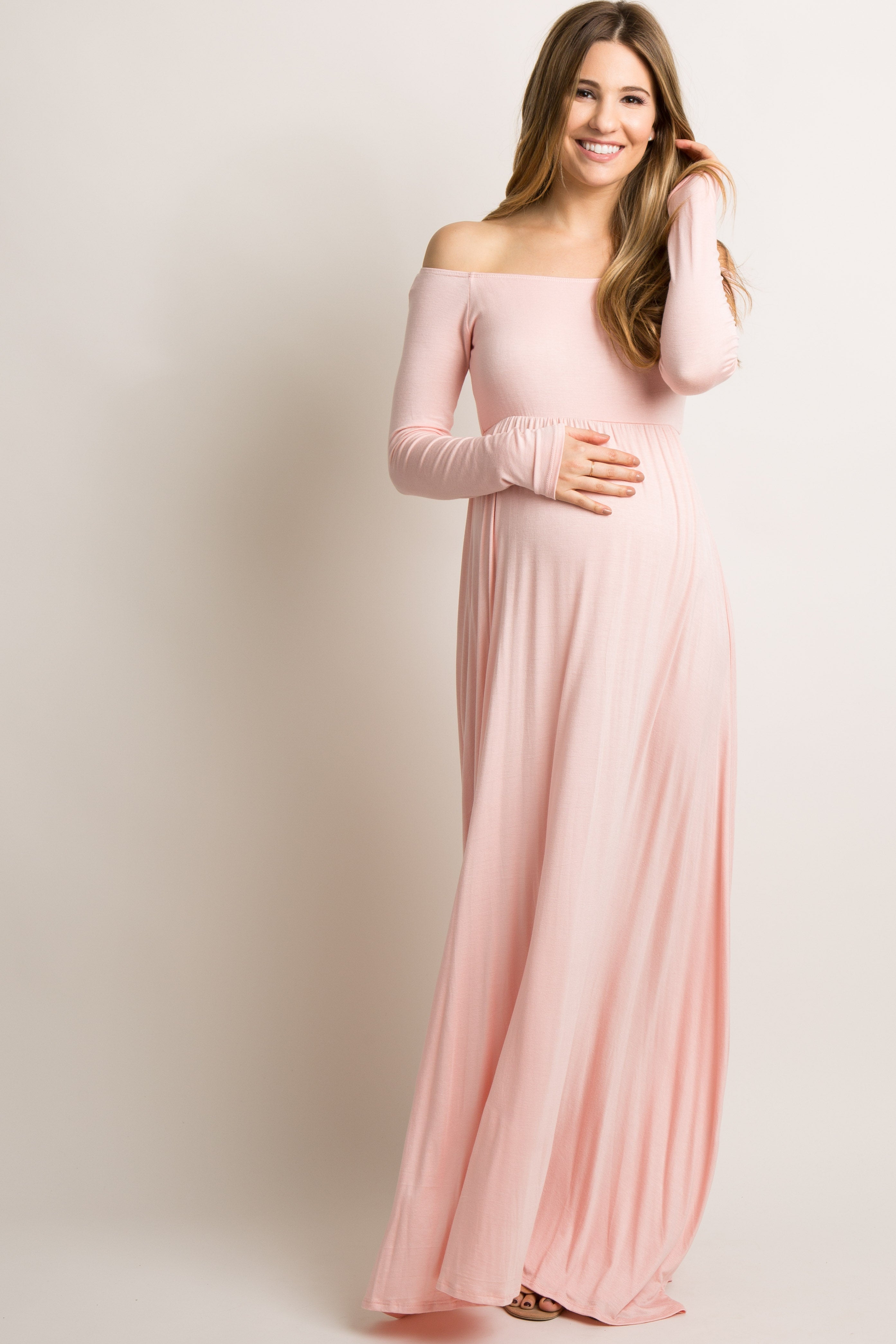 Umstandsmaxikleid in Rosa mit schulterfreiem Ausschnitt