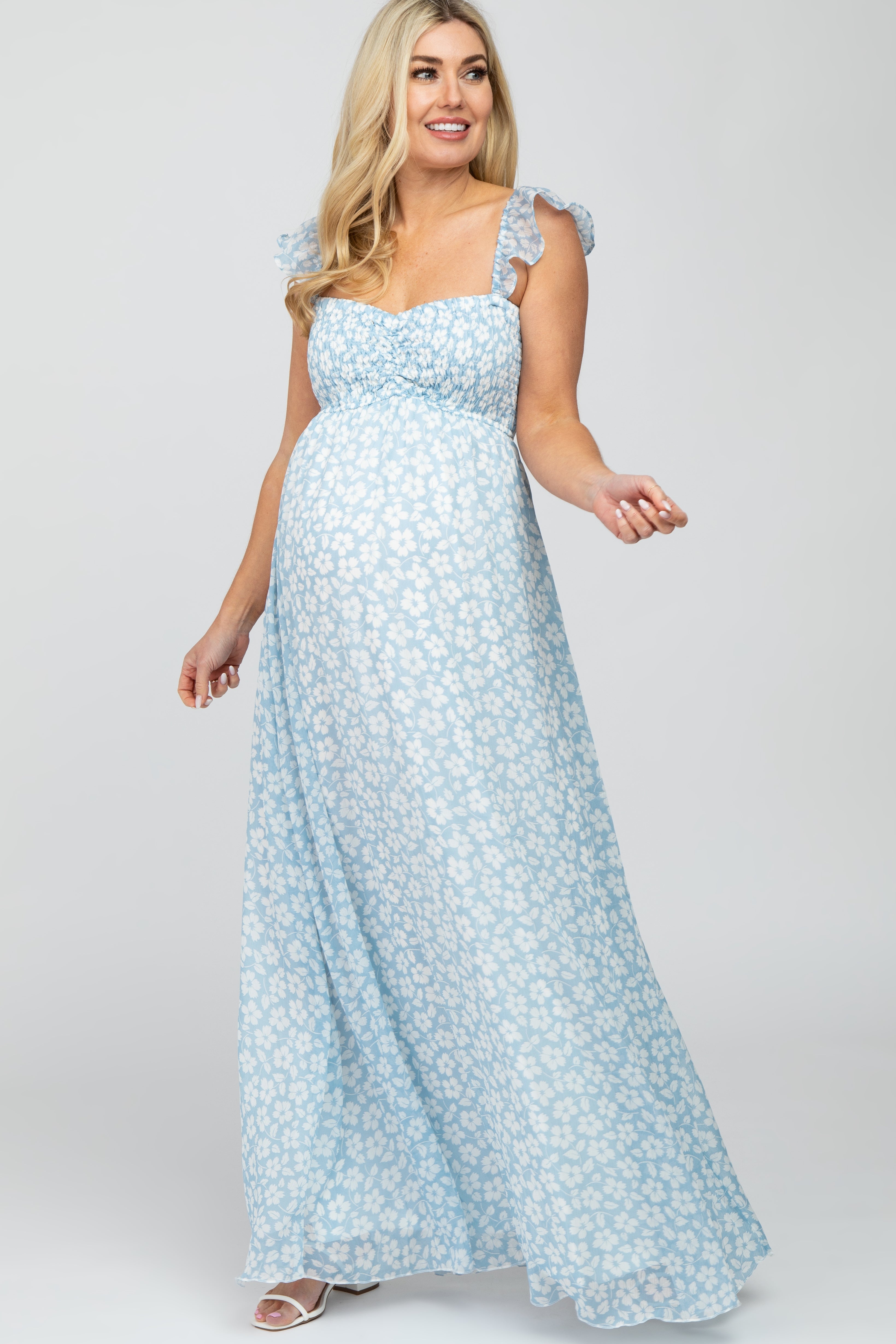 Umstandsmaxikleid aus Chiffon mit Blumenmuster, Herzausschnitt und schulterfreiem Design in Hellblau