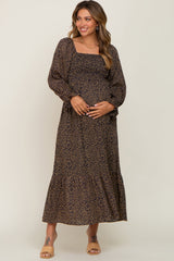Umstands-Midikleid mit Leopardenmuster, eckigem Ausschnitt und Smok-Details in Schwarz