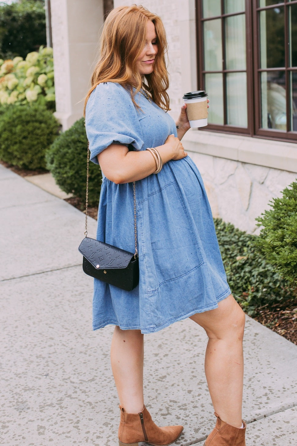 Umstands-Minikleid aus Chambray in verwaschenem Denim-Look in Blau