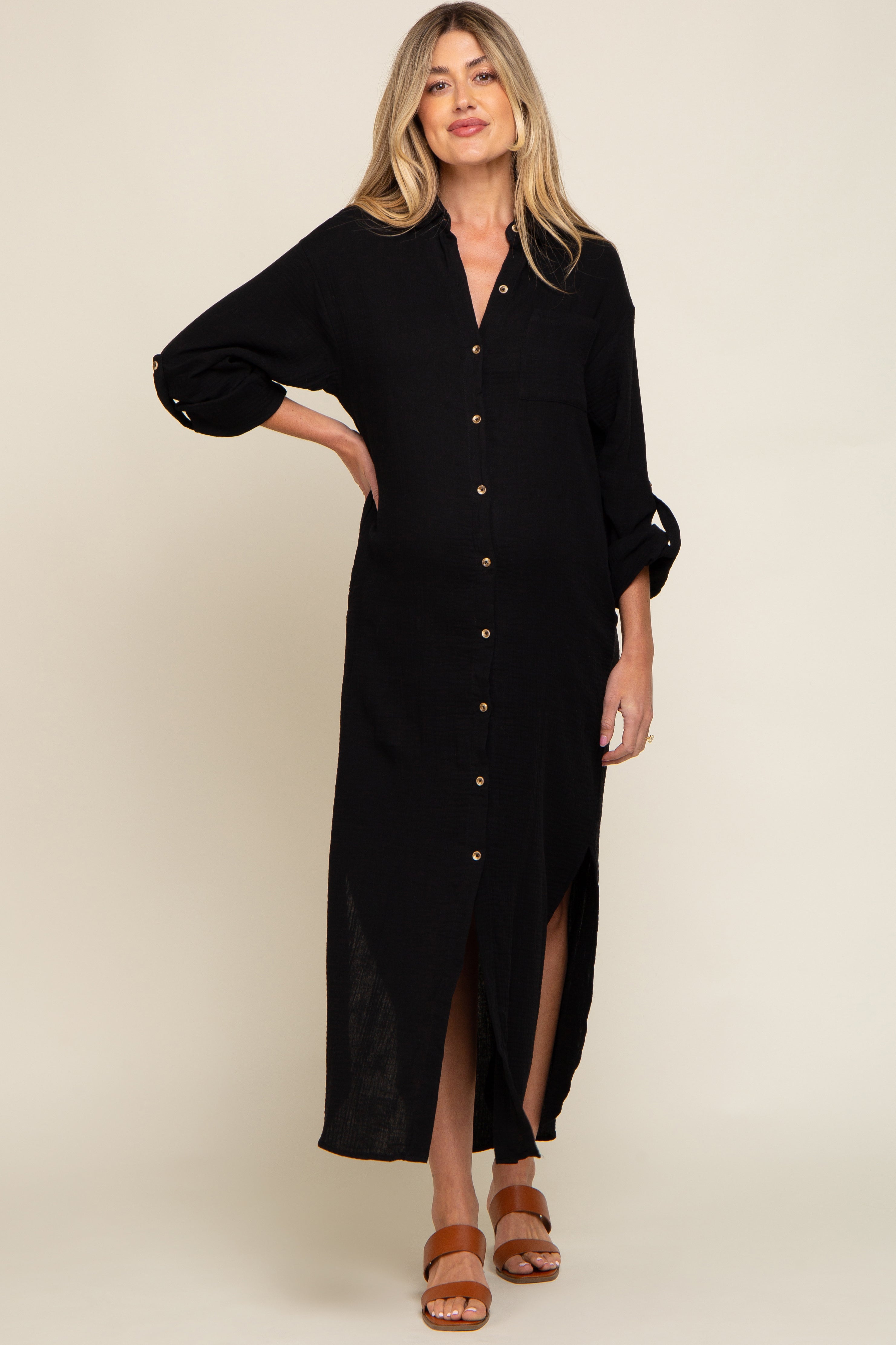 Umstands-Midikleid mit durchgehender Knopfleiste und 3/4-Ärmeln