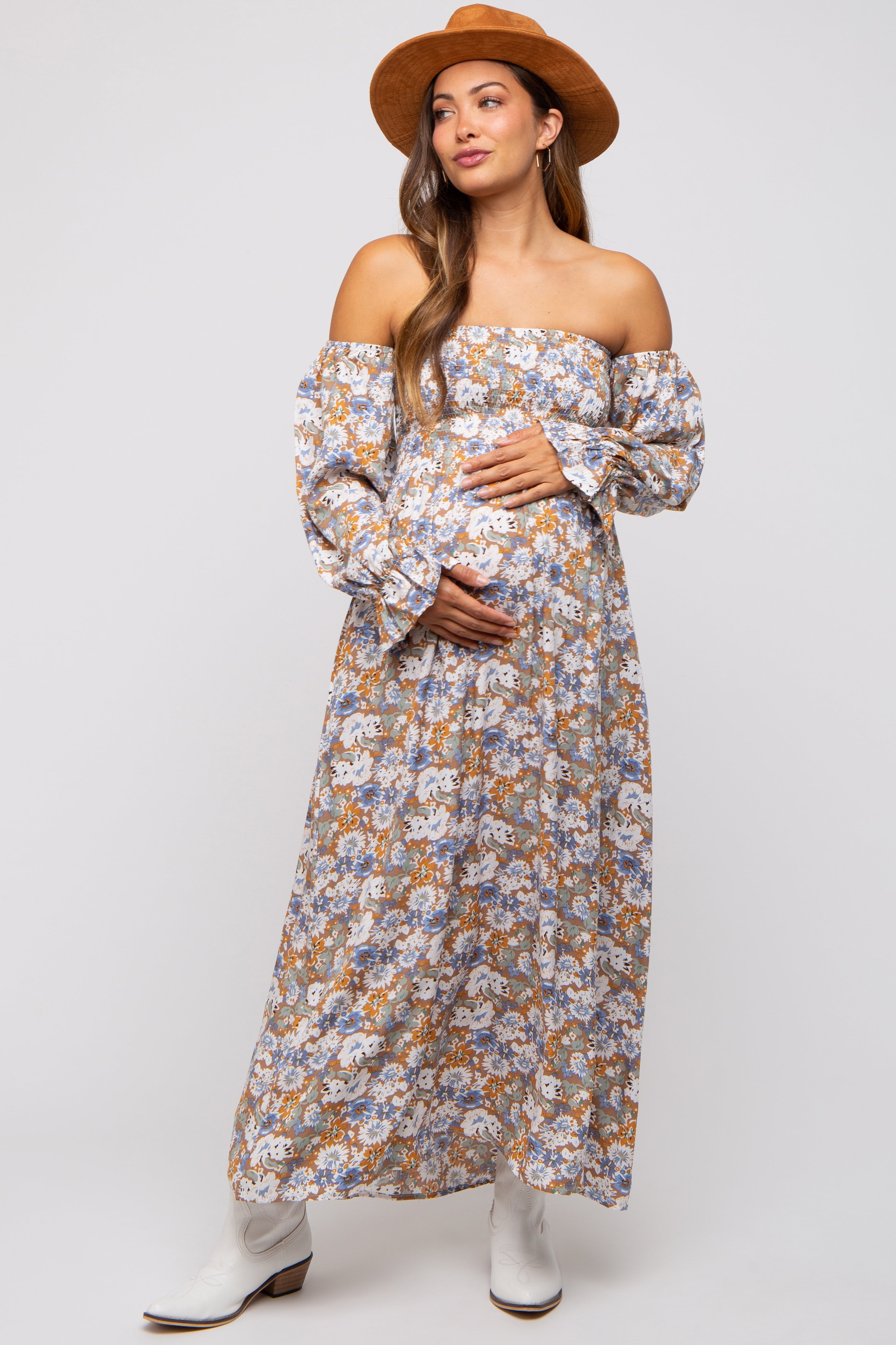 Umstandsmaxikleid mit Blumenmuster, Smok und Off-Shoulder-Design in Taupe
