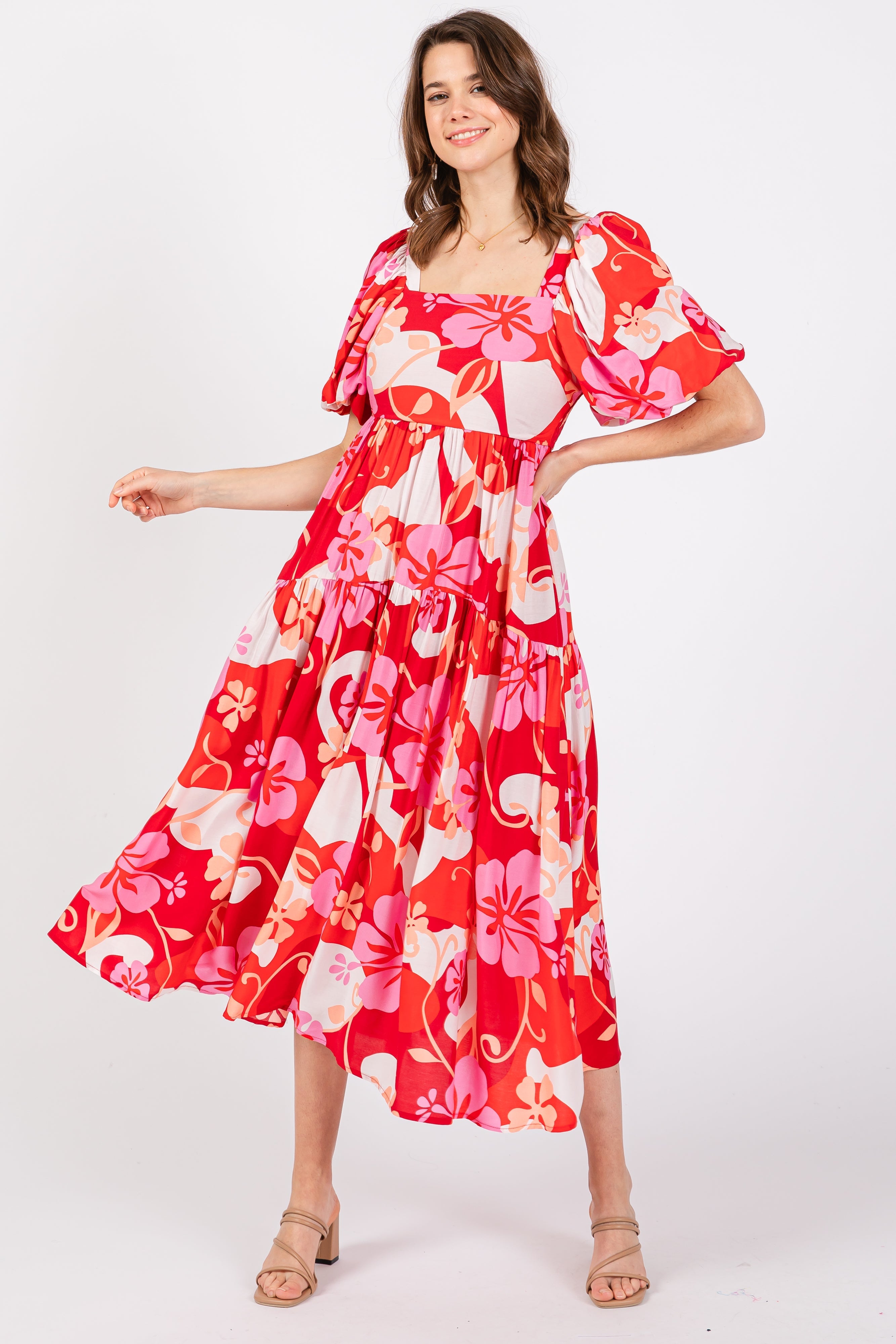 Umstands-Midikleid mit Blumenmuster, Puffärmeln und gestuftem Rock