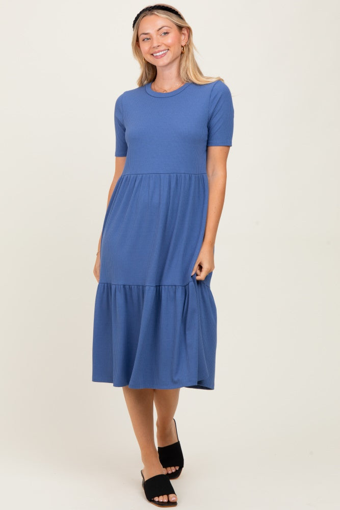 Umstands-Midikleid aus Rippstrick mit gestuftem Rock
