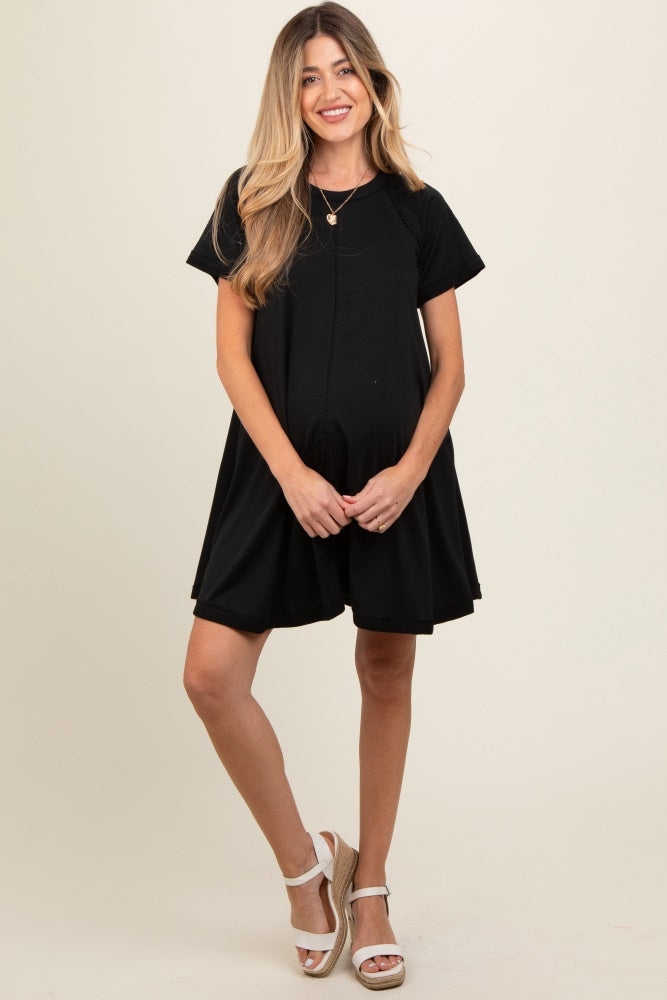 Umstands-Minikleid im T-Shirt-Stil in Schwarz