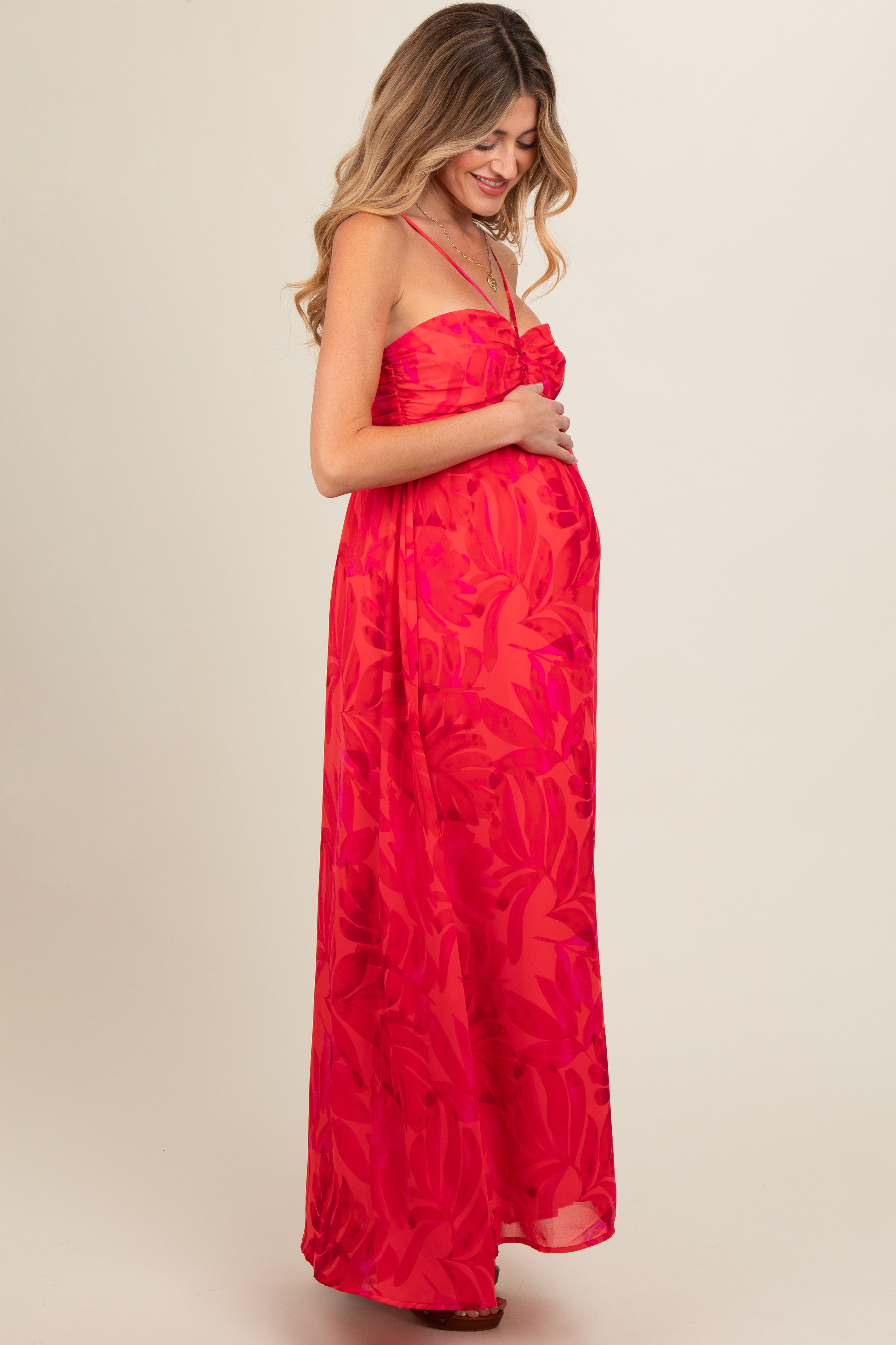 Umstandsmaxikleid mit Neckholder-Ausschnitt