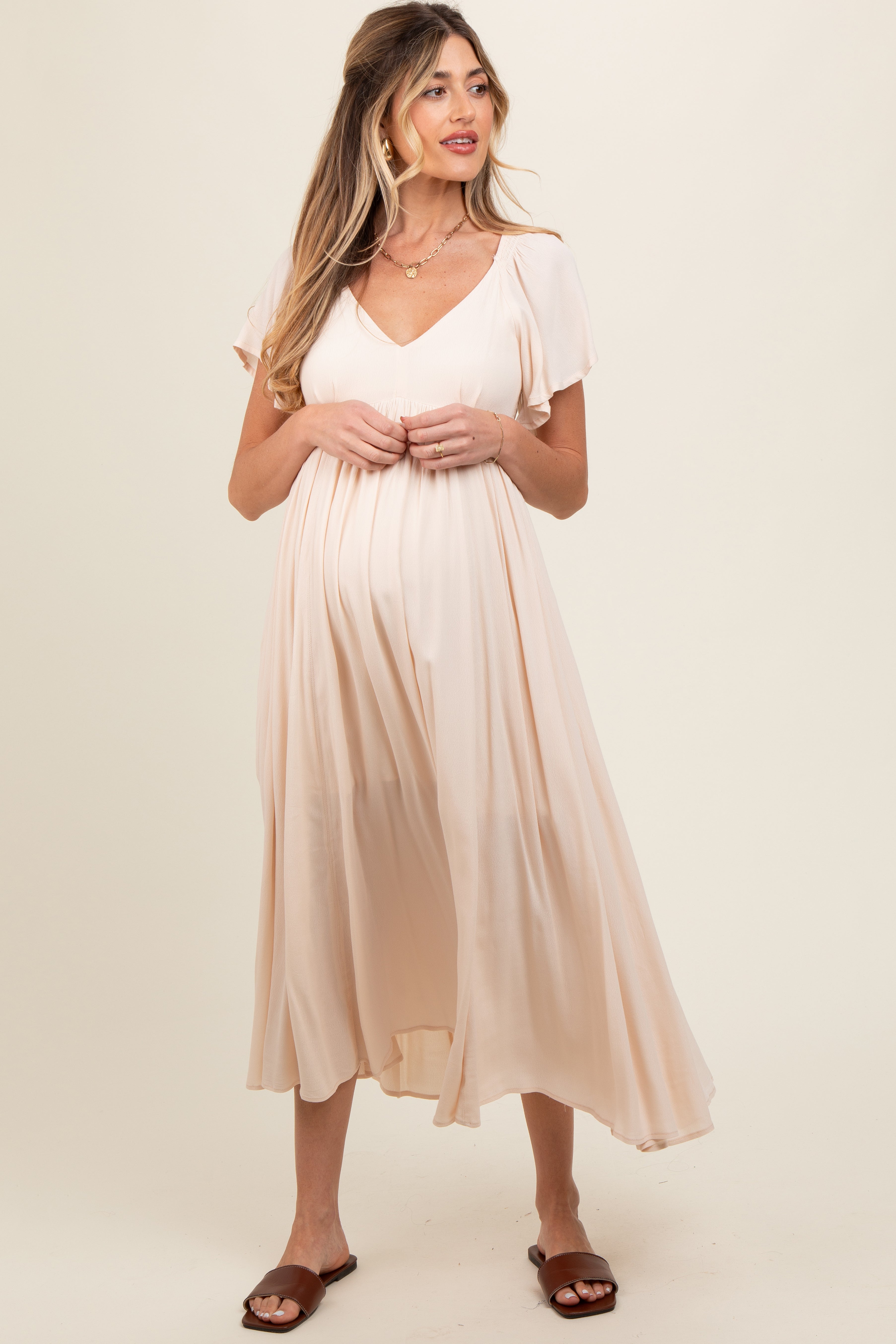 Umstands-Midikleid mit V-Ausschnitt und kurzen Flügelärmeln