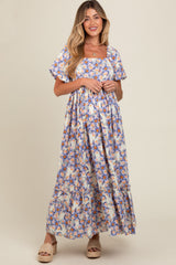 Umstandsmaxikleid mit Blütenmuster und Volant-Details