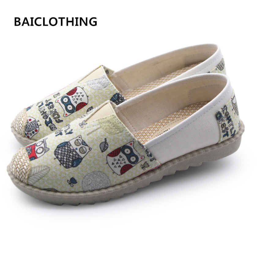 Sommerliche Damen Slipper mit Cut-Out-Design
