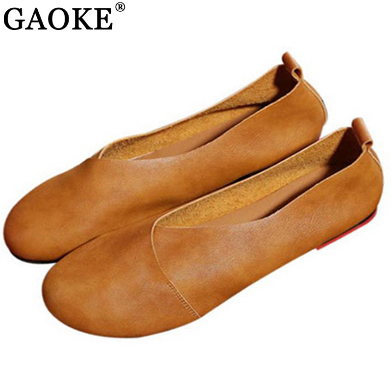 Handgefertigte Damen-Loafer in Leder-Optik